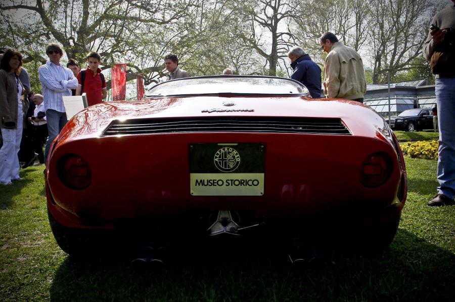  Alfa Romeo T33/2 Stradale Prototipo 1967 года  (фото 12 из 13)